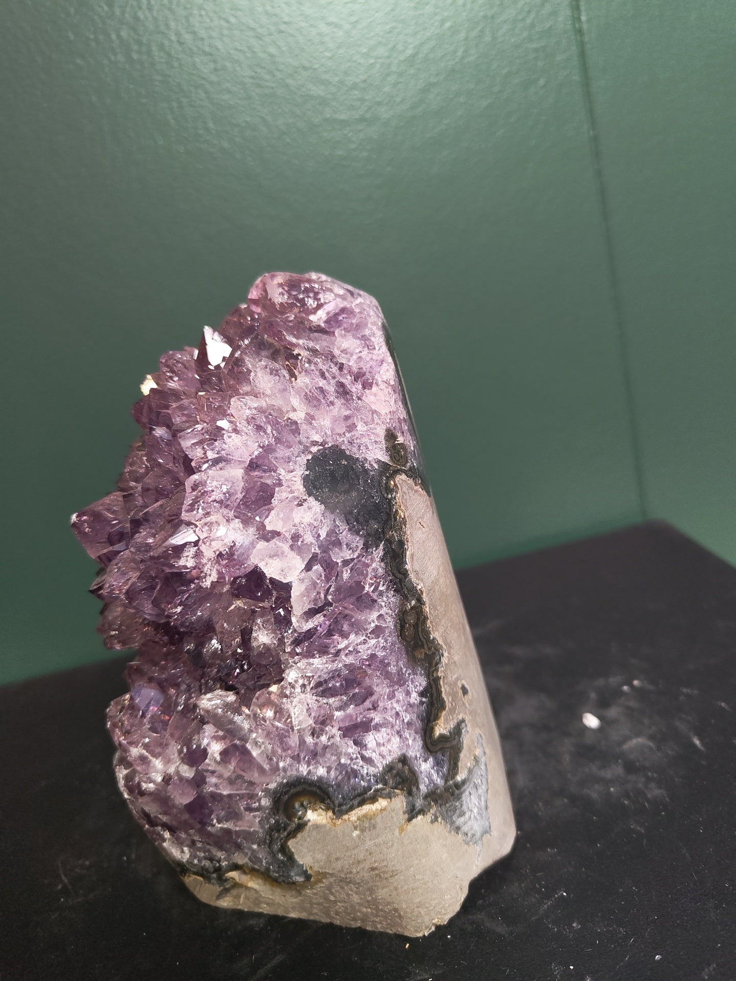 Amethyst Freeform 6"
