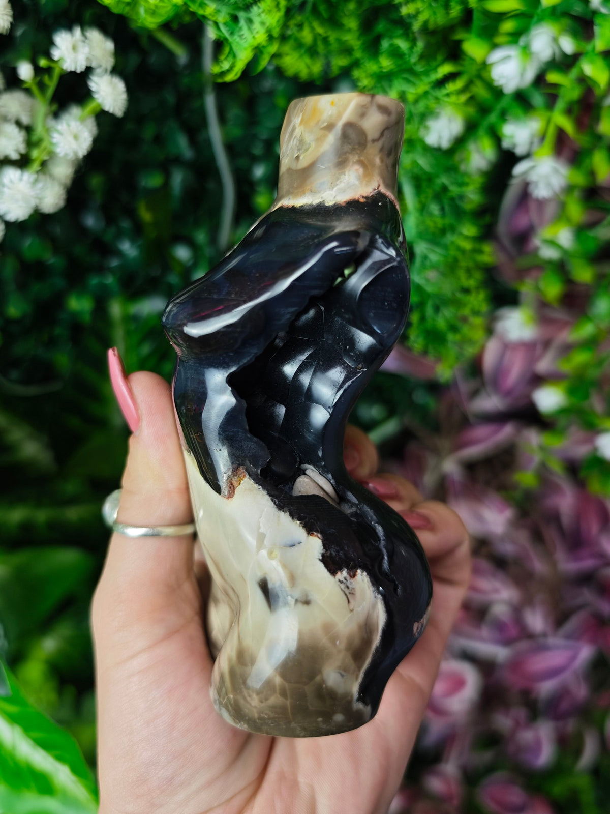 Volcano Agate Goddess Body