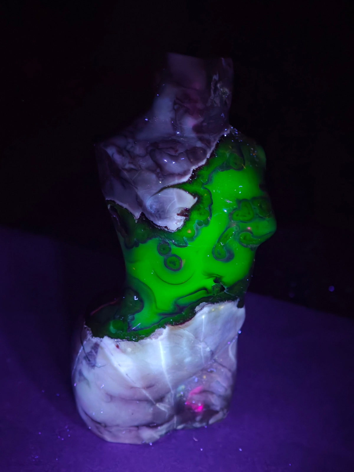 Volcano Agate Goddess Body