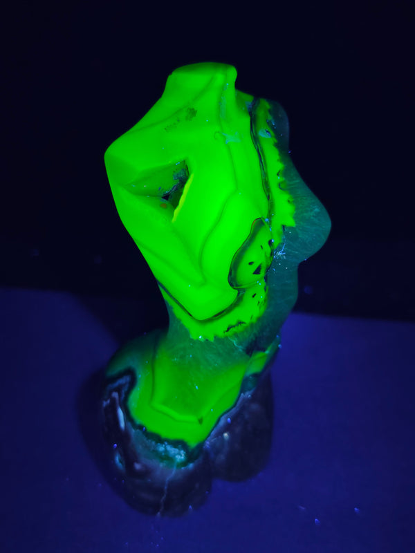 Volcano Agate Goddess Body
