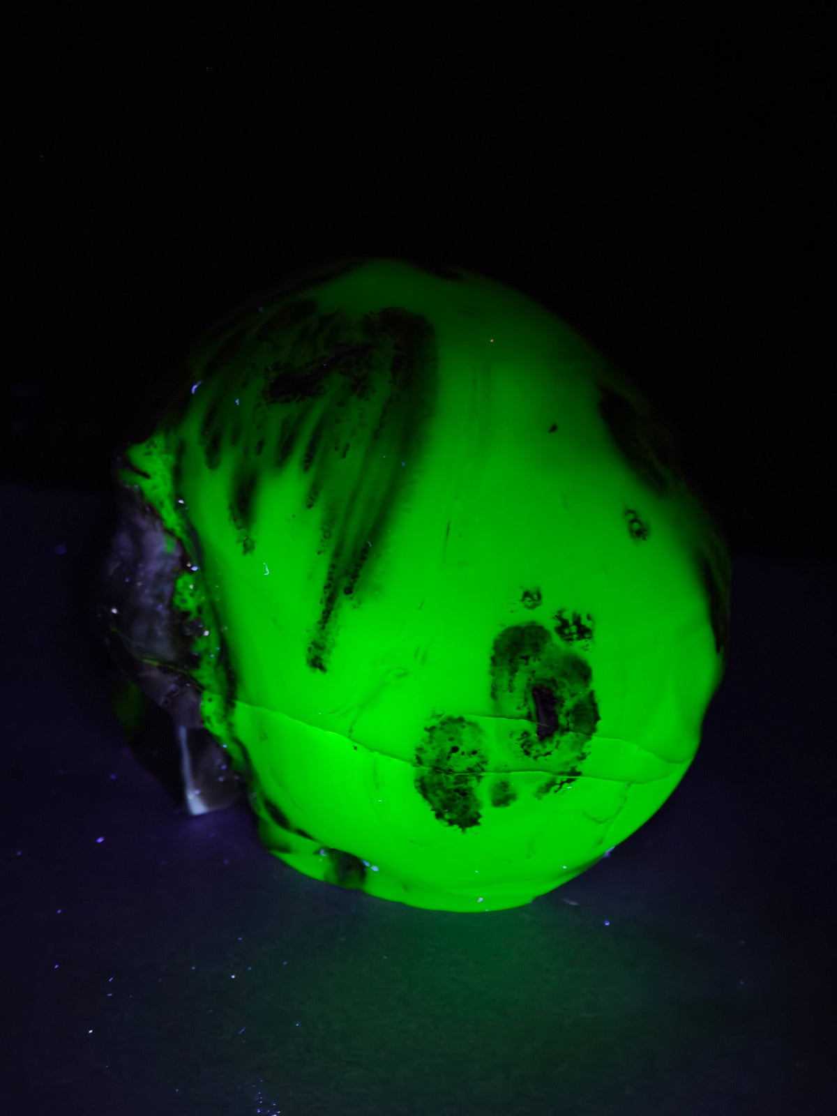 Volcano Agate Skull
