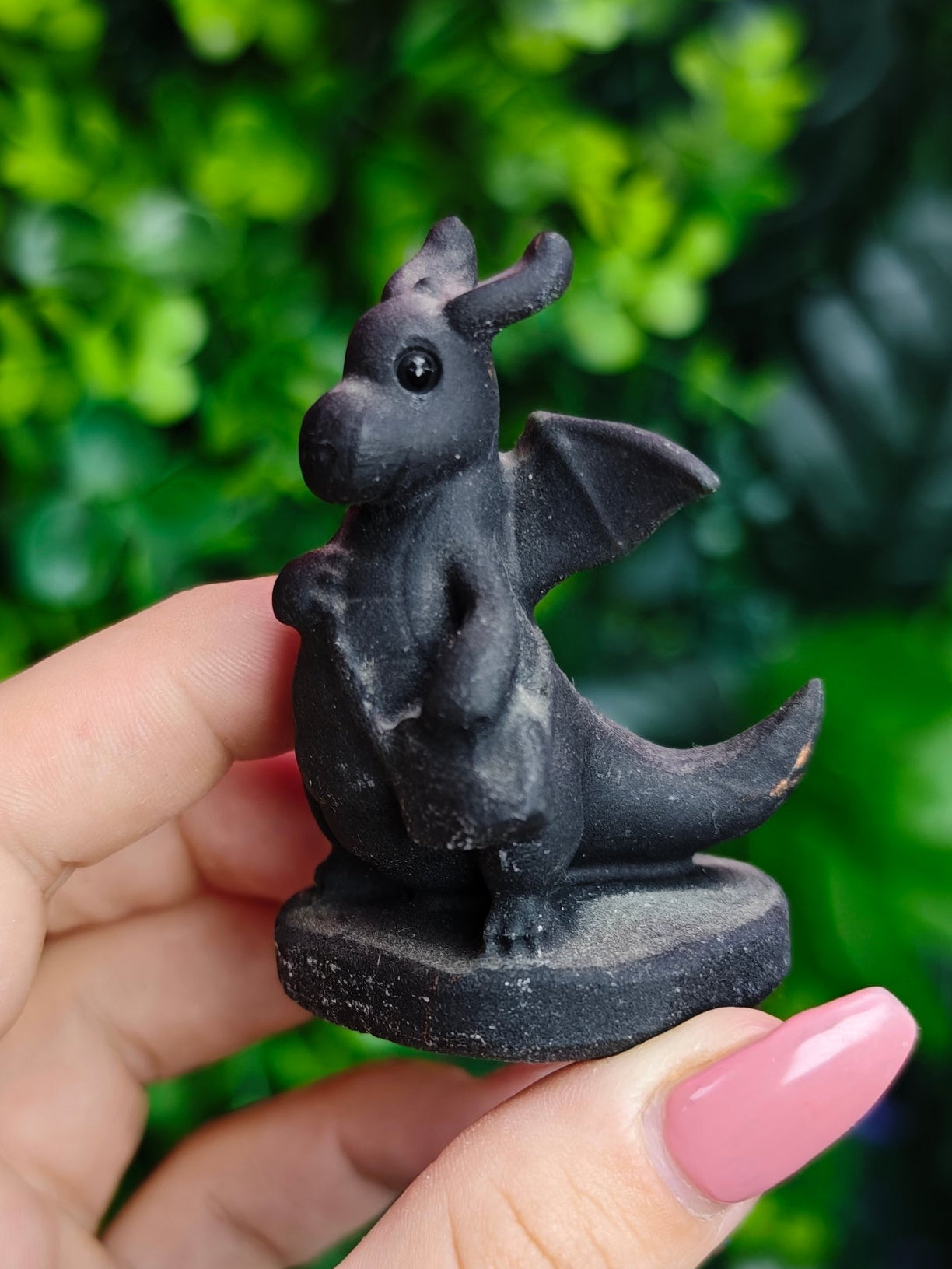 Obsidian Dragonite Carving