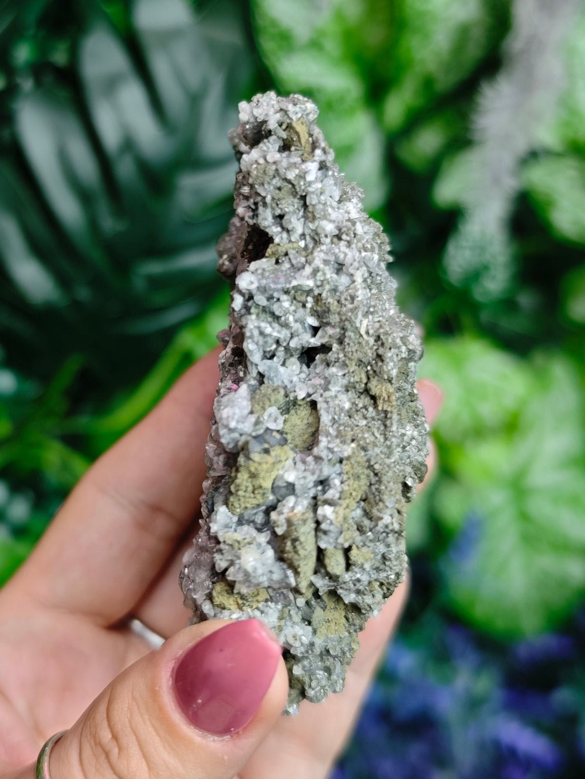 Daye Liutie Feather Calcite Specimen