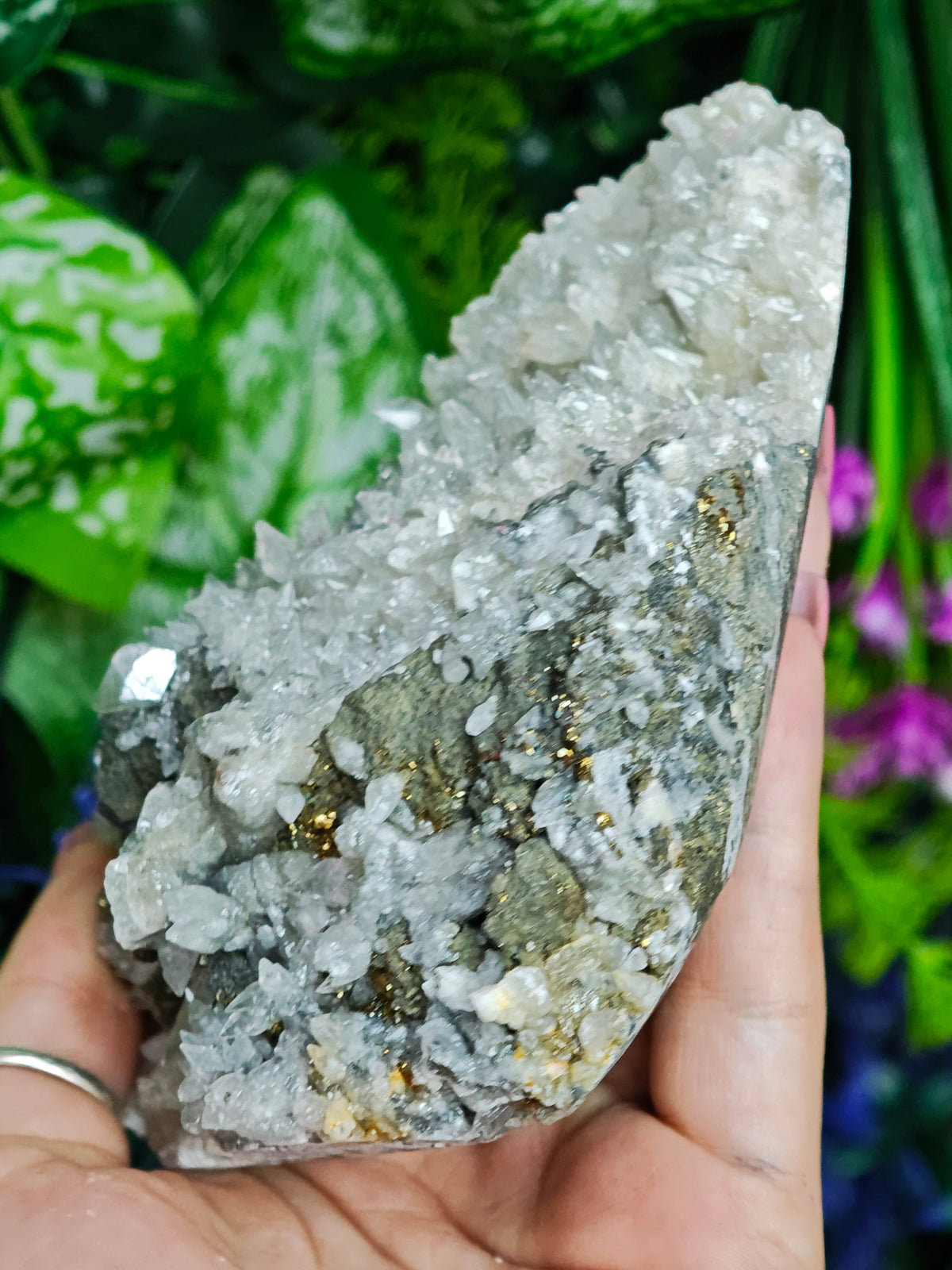 Daye Liutie Feather Calcite Specimen