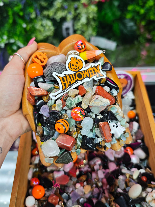 Halloween Crystal Confetti Scoop