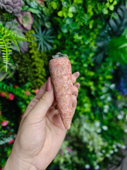 Calcite and Jade Carrot Carving
