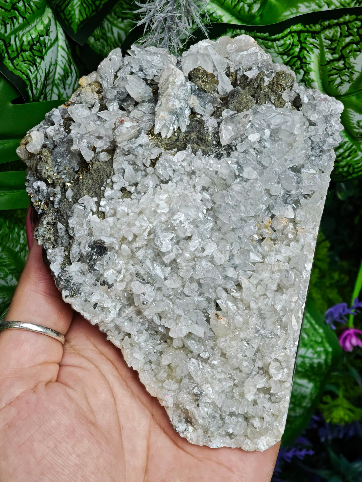 Daye Liutie Feather Calcite Specimen