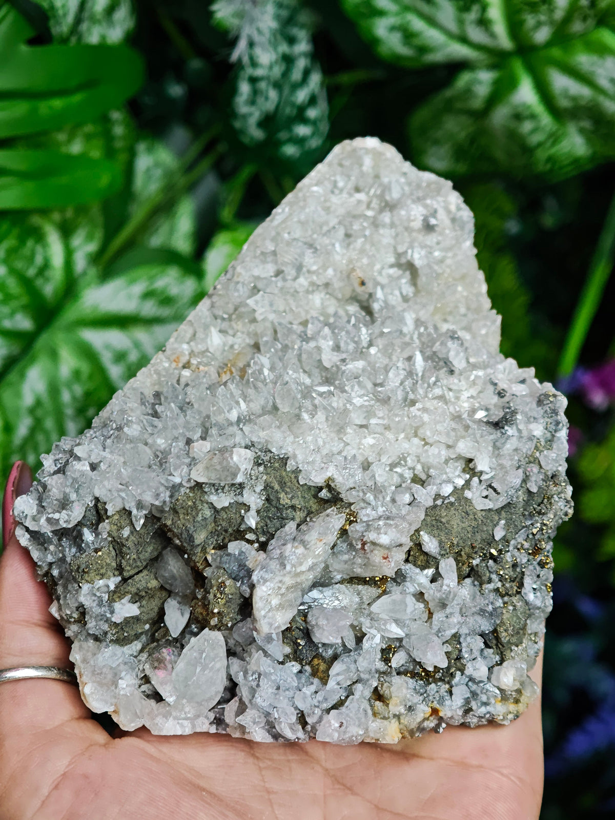 Daye Liutie Feather Calcite Specimen