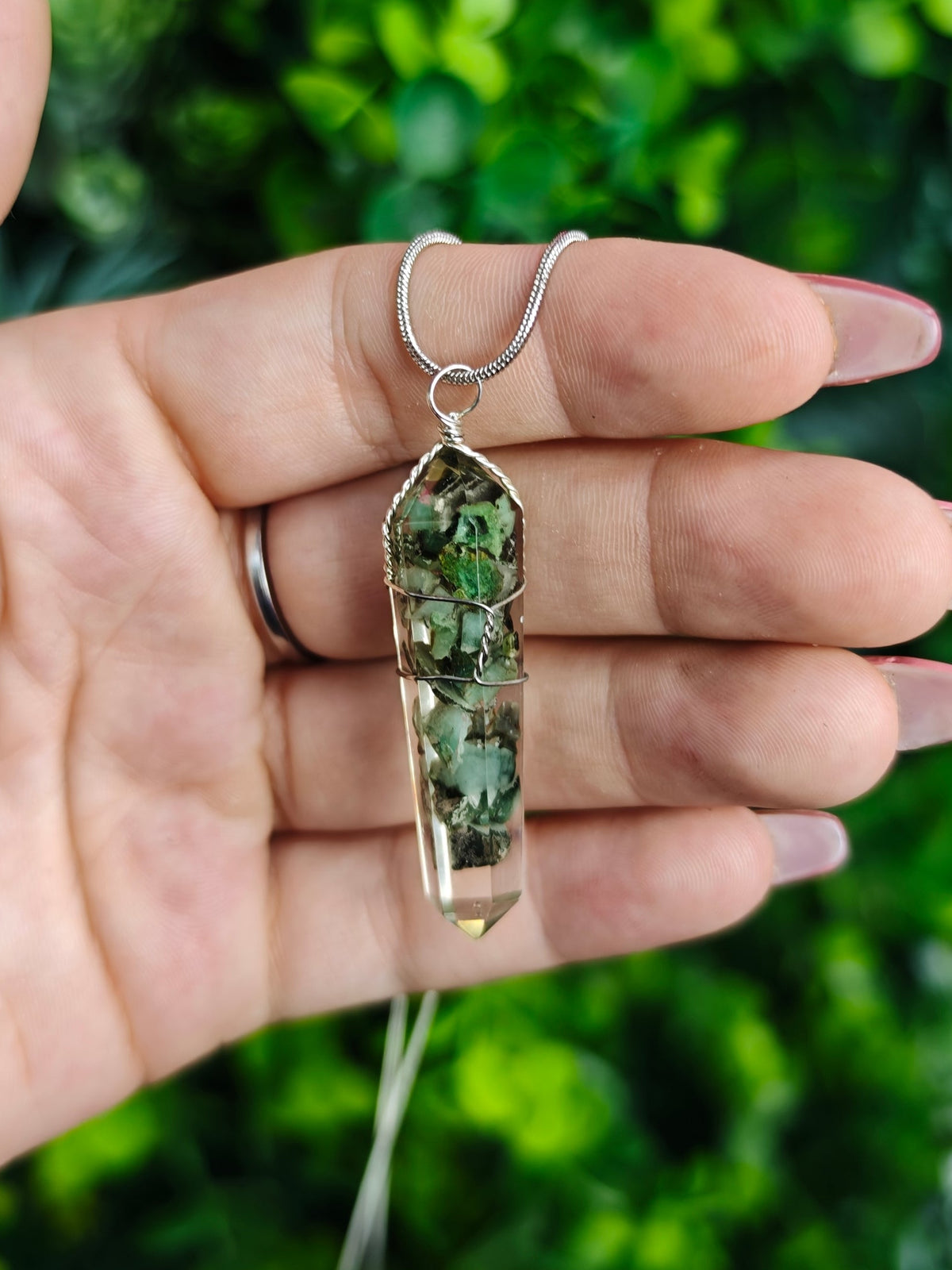 Emerald Chip Necklace