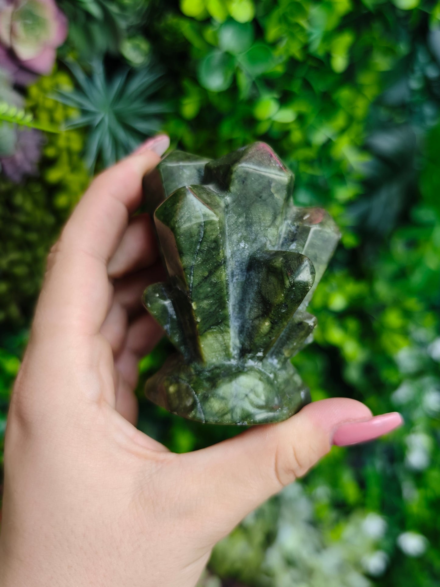 Green Jade Crystal Carving